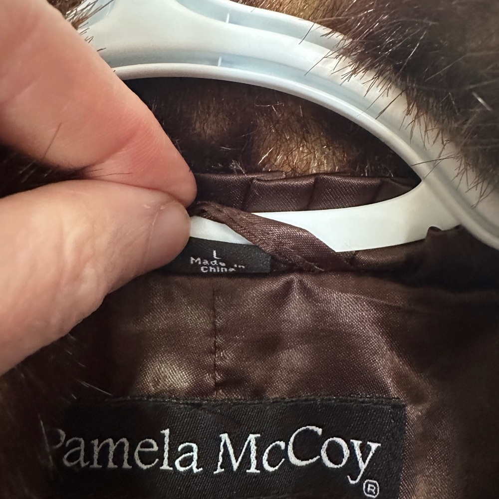Pamela McCoy Full-Length Brown faux Fur Coat - Picture 4 of 10